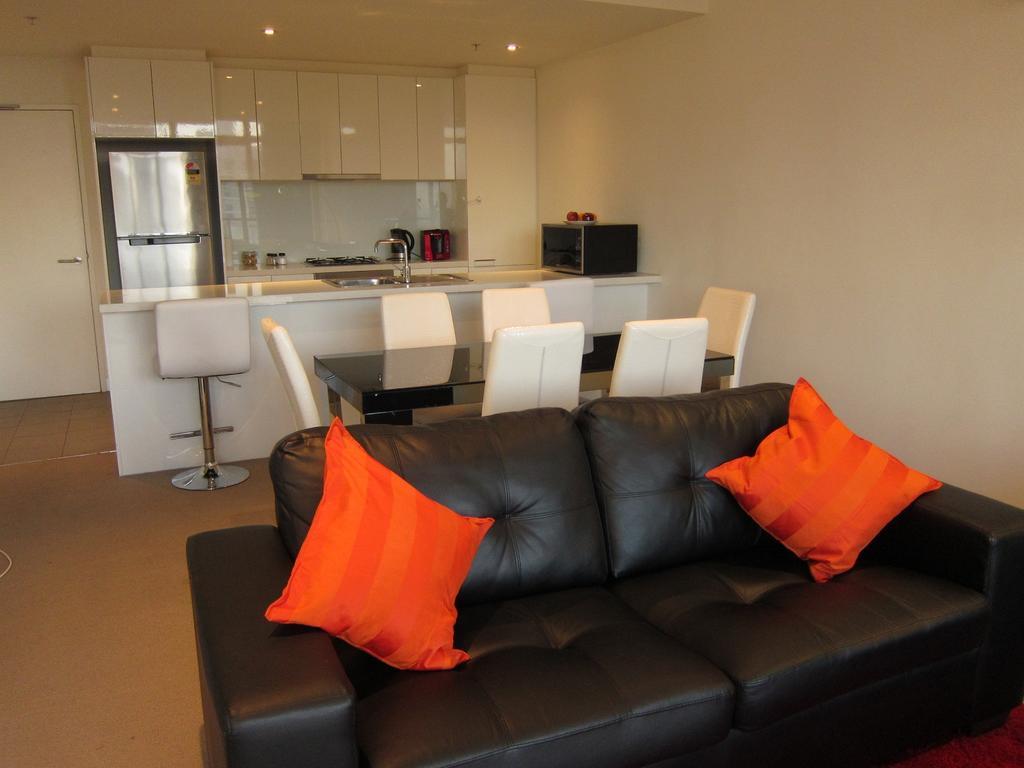 Serviced Apartments Melbourne - Platinum ملبورن المظهر الخارجي الصورة