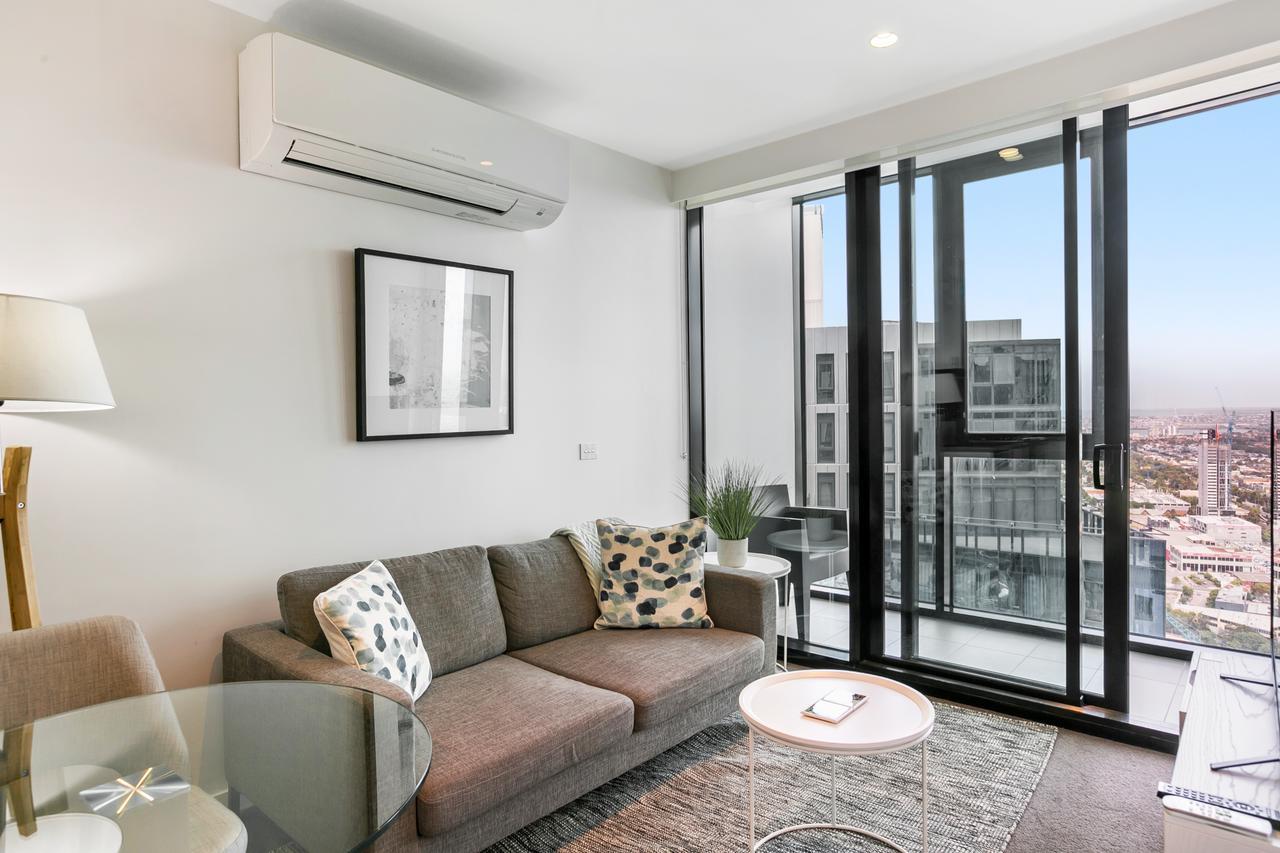 Serviced Apartments Melbourne - Platinum ملبورن المظهر الخارجي الصورة