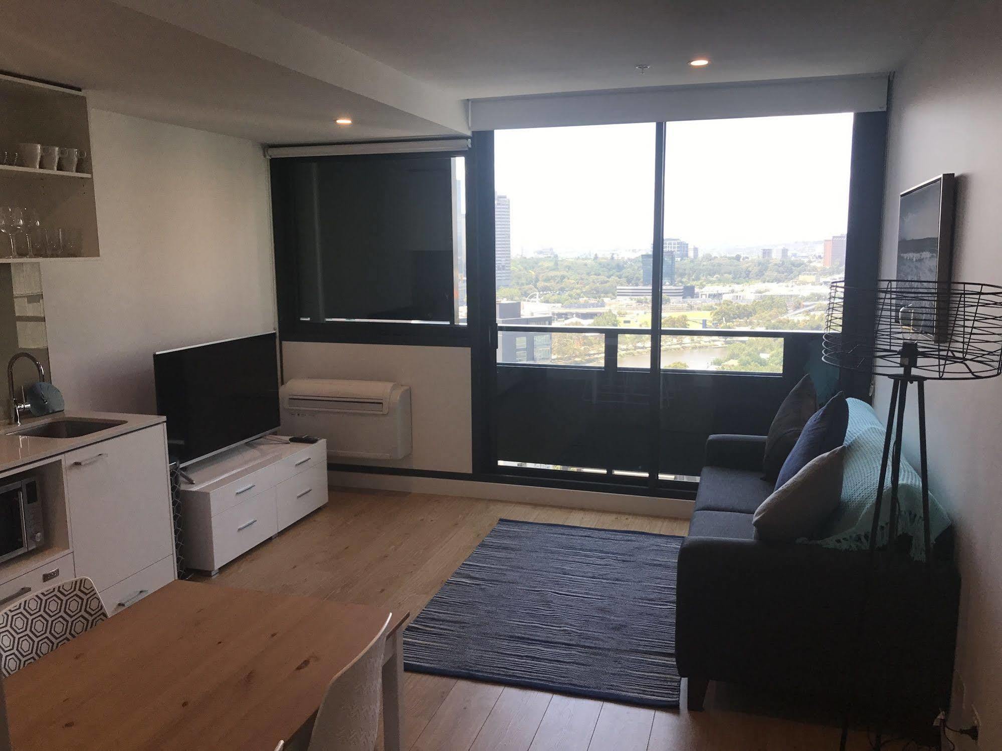 Serviced Apartments Melbourne - Platinum ملبورن المظهر الخارجي الصورة