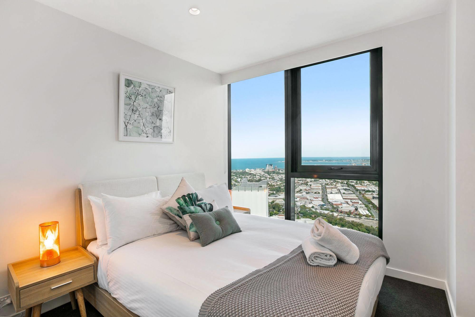Serviced Apartments Melbourne - Platinum ملبورن المظهر الخارجي الصورة